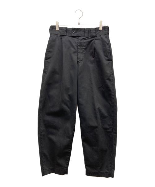 CAHLUMN（カウラム）CAHLUMN (カウラム) TC Twill 1 Tuck Pants グレー サイズ:Mの古着・服飾アイテム