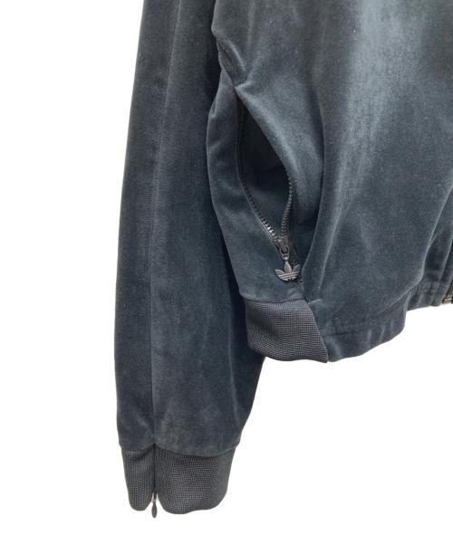 adidas（アディダス）adidas (アディダス) トレフォイルロゴ ベロアトラックジャケット ブラック サイズ:Sの古着・服飾アイテム