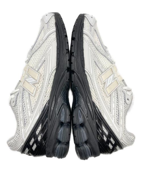 NEW BALANCE（ニューバランス）NEW BALANCE (ニューバランス) COMME des GARCONS HOMME (コムデギャルソン オム) ローカットスニーカー ホワイト サイズ:UK7.5 未使用品の古着・服飾アイテム