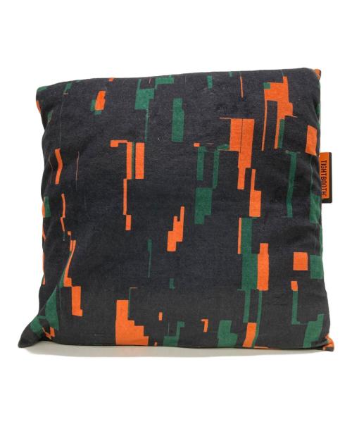 TIGHTBOOTH PRODUCTION（タイトブースプロダクション）TIGHTBOOTH PRODUCTION (タイトブースプロダクション) クッションカバー 未使用品の古着・服飾アイテム