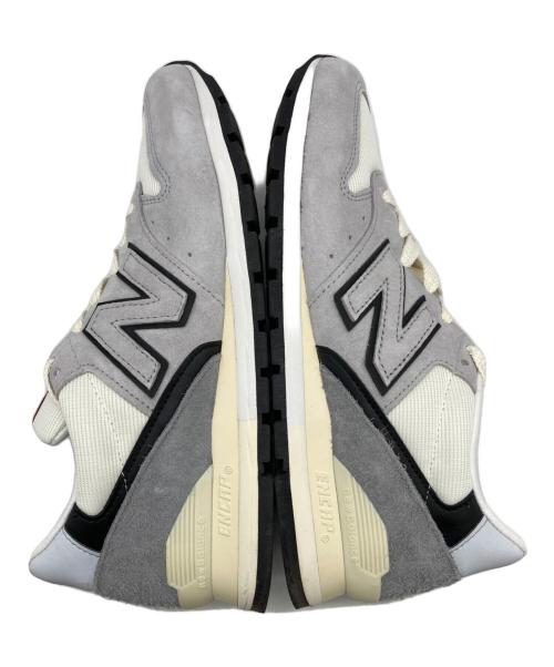 NEW BALANCE（ニューバランス）NEW BALANCE (ニューバランス) ローカットスニーカー グレー サイズ:UK09の古着・服飾アイテム