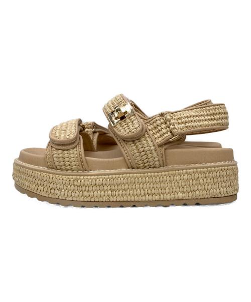STEVE MADDEN（スティーブマデン）Steve Madden (スティーブマデン) ダブルベルトラフィアサンダル ベージュ サイズ:5Ｍの古着・服飾アイテム