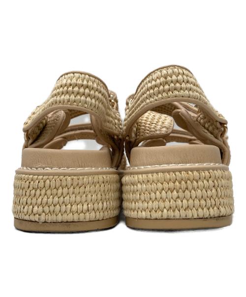 STEVE MADDEN（スティーブマデン）Steve Madden (スティーブマデン) ダブルベルトラフィアサンダル ベージュ サイズ:5Ｍの古着・服飾アイテム