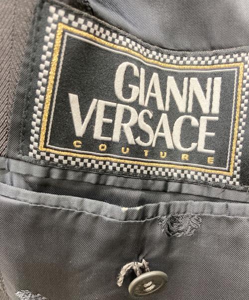 GIANNI VERSACE COUTURE（ジャンニヴェルサーチクチュール）GIANNI VERSACE COUTURE (ジャンニヴェルサーチクチュール) 3Bテーラードセットアップ ブラック サイズ:48 Mの古着・服飾アイテム