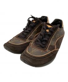 LOUIS VUITTON（ルイ ヴィトン）の古着「ローカットスウェードスニーカー」｜ブラウン