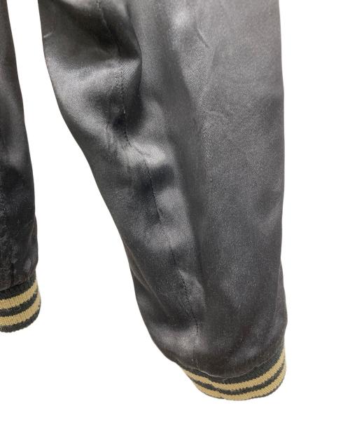 百花繚乱（ヒャッカリョウラン）百花繚乱 (ヒャッカリョウラン) リバーシブルスカジャン ブラック サイズ:M C88-96,T165-175の古着・服飾アイテム