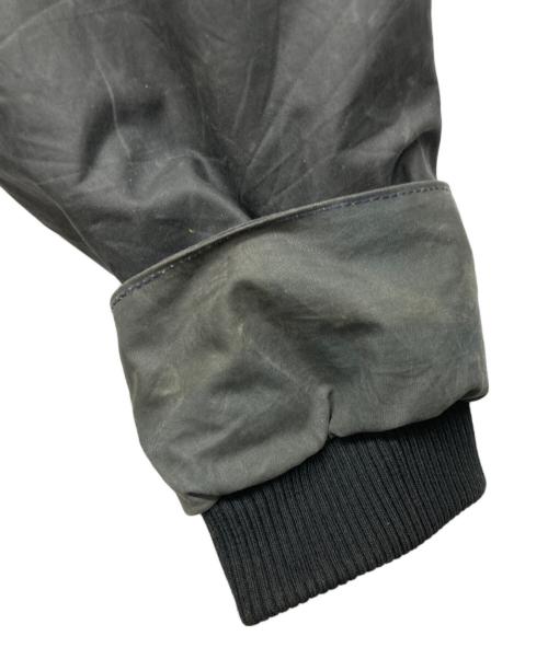 yoused（ユーズド）yoused (ユーズド) Barbour (バブアー) リメイクオイルドフィッシングジャケット グレー サイズ:2の古着・服飾アイテム