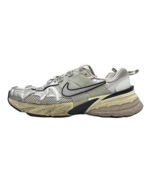 NIKE（ナイキ）NIKE (ナイキ) V2K RUN V2K グレー サイズ:US8.5の古着・服飾アイテム