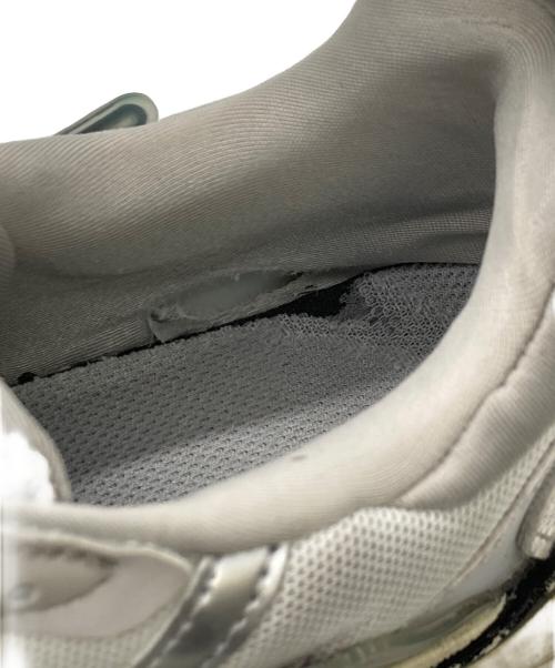 NIKE（ナイキ）NIKE (ナイキ) V2K RUN V2K グレー サイズ:US8.5の古着・服飾アイテム