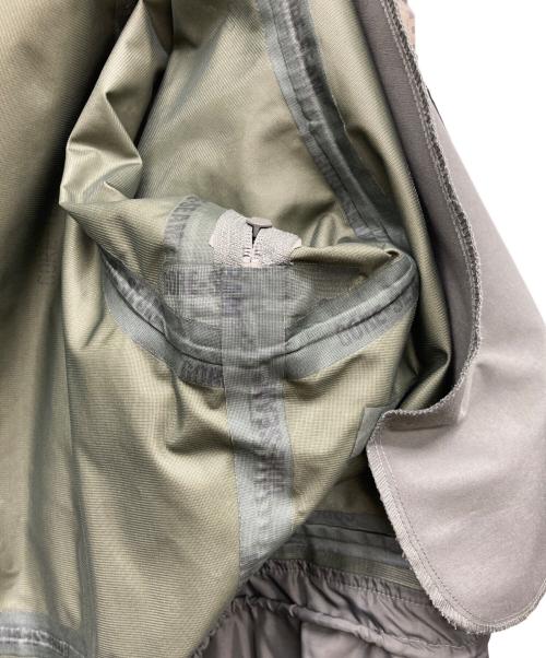 US ARMY（ユーエスアーミー）US ARMY (ユーエスアーミー) ECWCS (エクワックス) デジタルカモジャケット カーキ サイズ:LARGE-REGULARの古着・服飾アイテム