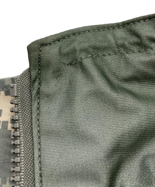 US ARMY（ユーエスアーミー）US ARMY (ユーエスアーミー) ECWCS (エクワックス) デジタルカモジャケット カーキ サイズ:LARGE-REGULARの古着・服飾アイテム