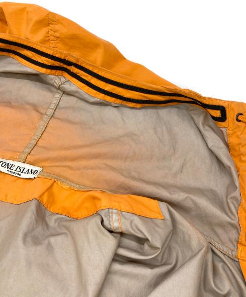 STONE ISLAND（ストーンアイランド）STONE ISLAND (ストーンアイランド) ナイロンジャケット オレンジ サイズ:Mの古着・服飾アイテム
