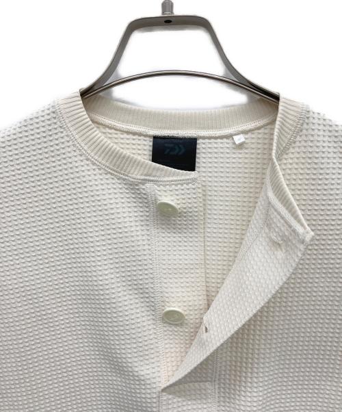 DAIWA PIER39（ダイワ ピア39）DAIWA PIER39 (ダイワ ピア39) テックサーマルヘンリーショートスリーブTシャツ アイボリー サイズ:165/84A(M)の古着・服飾アイテム