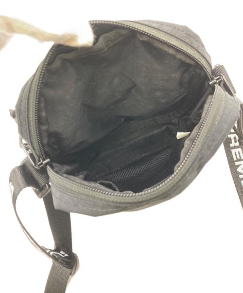 SUPREME（シュプリーム）Supreme (シュプリーム) ショルダーバッグ ブラックの古着・服飾アイテム