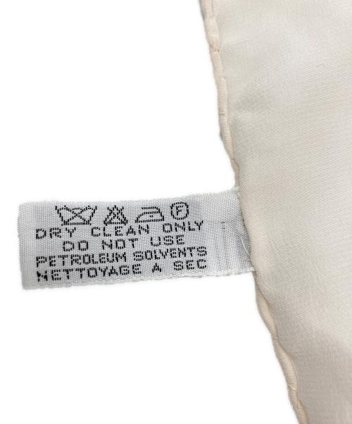 CHANEL（シャネル）CHANEL (シャネル) 大判シルクスカーフ ホワイトの古着・服飾アイテム