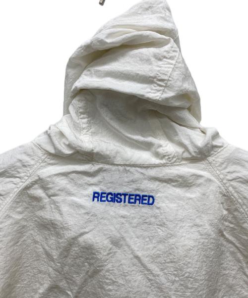 NIKE（ナイキ）NIKE (ナイキ) ビッグスウッシュウーブンナイロンジャケット ホワイト サイズ:Mの古着・服飾アイテム