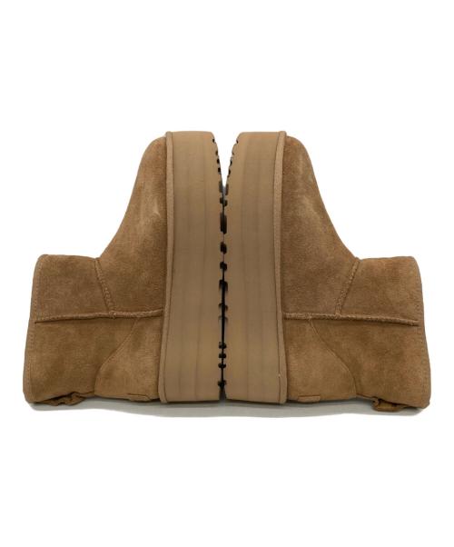 UGG（アグ）UGG (アグ) CHE CLASSIC MINI PLATFORM ブラウン サイズ:UK6の古着・服飾アイテム