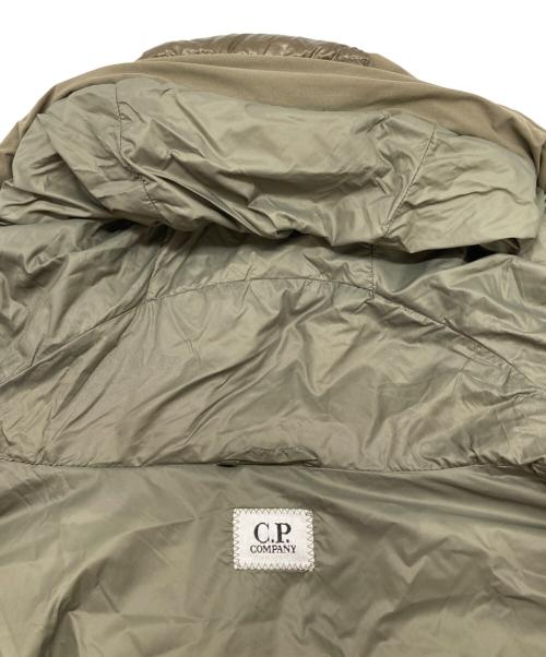 C.P COMPANY（シーピーカンパニー）C.P COMPANY (シーピーカンパニー) コンビダウンジャケット カーキ サイズ:48の古着・服飾アイテム