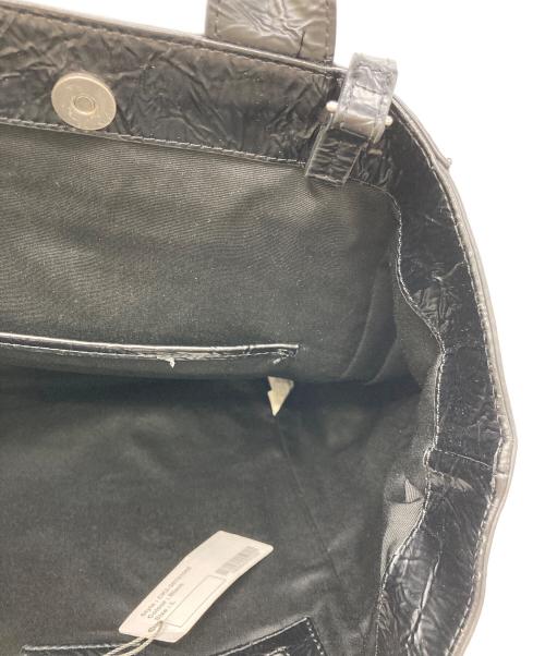 CHARLES & KEITH（チャールズアンドキース）CHARLES & KEITH (チャールズアンドキース) リンクルドエフェクト ダブルトップハンドルトート ブラックの古着・服飾アイテム