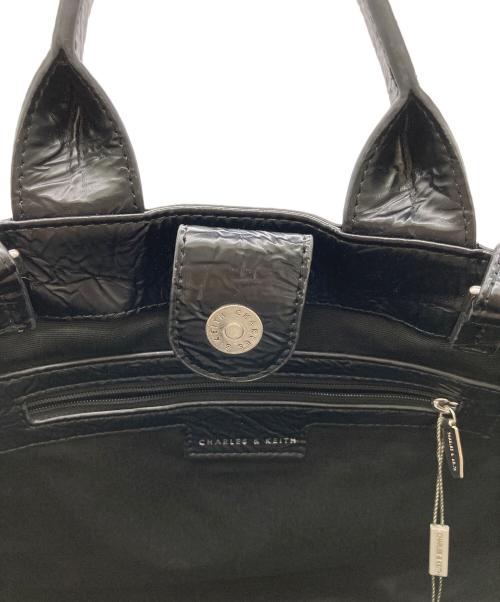 CHARLES & KEITH（チャールズアンドキース）CHARLES & KEITH (チャールズアンドキース) リンクルドエフェクト ダブルトップハンドルトート ブラックの古着・服飾アイテム