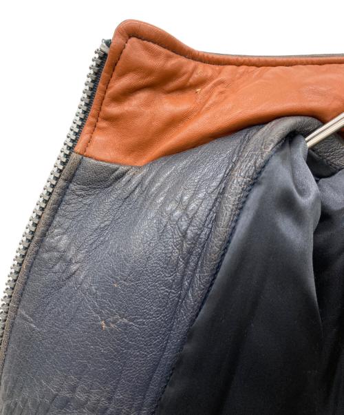 KARL KANI（カールカナイ）KARL KANI (カールカナイ) レーシングレザージャケット グレー サイズ:表記無しの古着・服飾アイテム