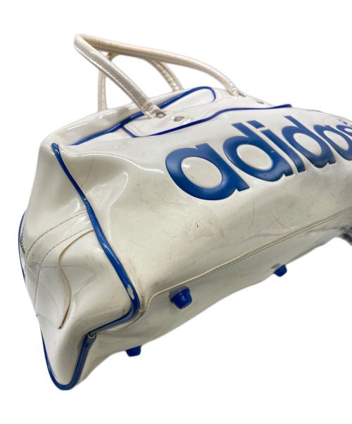adidas（アディダス）adidas (アディダス) エナメルバッグ ホワイトの古着・服飾アイテム