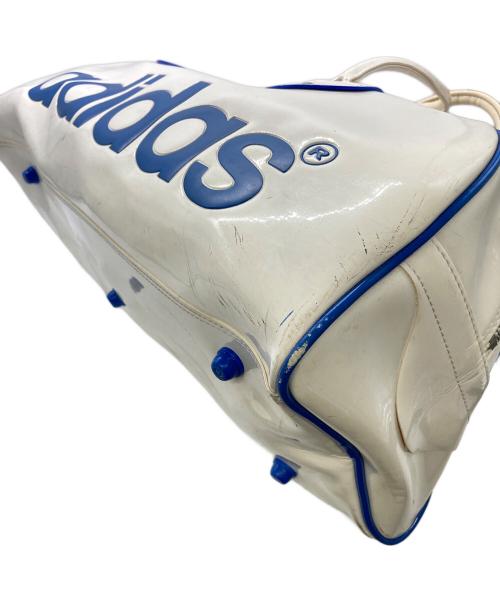adidas（アディダス）adidas (アディダス) エナメルバッグ ホワイトの古着・服飾アイテム