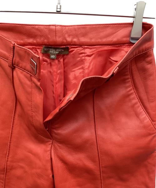 BOTTEGA VENETA（ボッテガベネタ）BOTTEGA VENETA (ボッテガベネタ) シープレザーパンツ レッド サイズ:40の古着・服飾アイテム