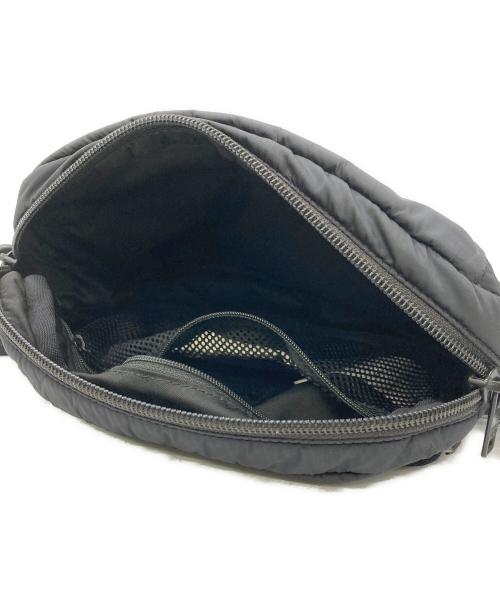 Y-3（ワイスリー）Y-3 (ワイスリー) ボディーバッグ ブラックの古着・服飾アイテム