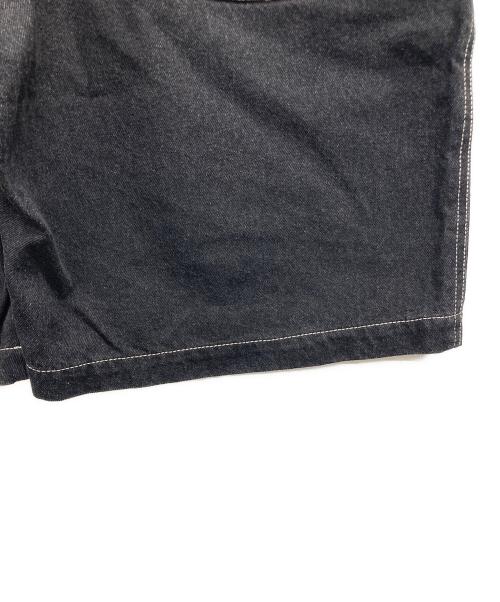 CHANEL（シャネル）CHANEL (シャネル) ワイドショートデニムパンツ ブラック サイズ:48の古着・服飾アイテム