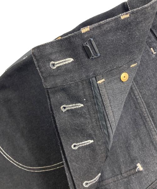 CHANEL（シャネル）CHANEL (シャネル) ワイドショートデニムパンツ ブラック サイズ:48の古着・服飾アイテム