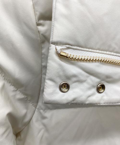 green label relaxing（グリーンレーベルリラクシング）green label relaxing (グリーンレーベルリラクシング) フード ショート ダウン ホワイト サイズ:36の古着・服飾アイテム