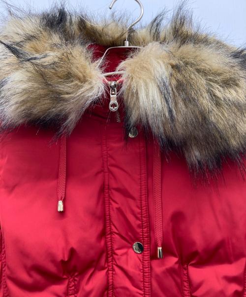 Kate Spade（ケイトスペード）Kate Spade (ケイトスペード) フェイクファーダウンコート レッド サイズ:XSの古着・服飾アイテム