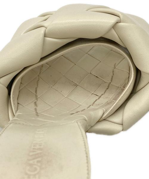 BOTTEGA VENETA（ボッテガベネタ）BOTTEGA VENETA (ボッテガベネタ) パンプス アイボリー サイズ:35の古着・服飾アイテム