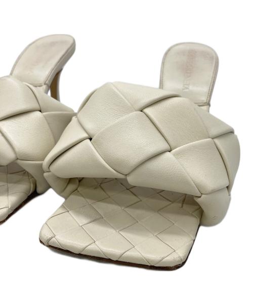 BOTTEGA VENETA（ボッテガベネタ）BOTTEGA VENETA (ボッテガベネタ) パンプス アイボリー サイズ:35の古着・服飾アイテム