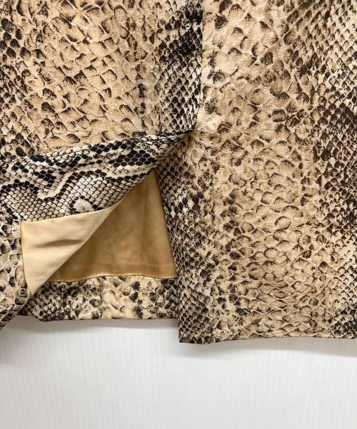 DOLCE & GABBANA（ドルチェ＆ガッバーナ）DOLCE & GABBANA (ドルチェ＆ガッバーナ) シルク混パイソン柄スカート ベージュ サイズ:36の古着・服飾アイテム