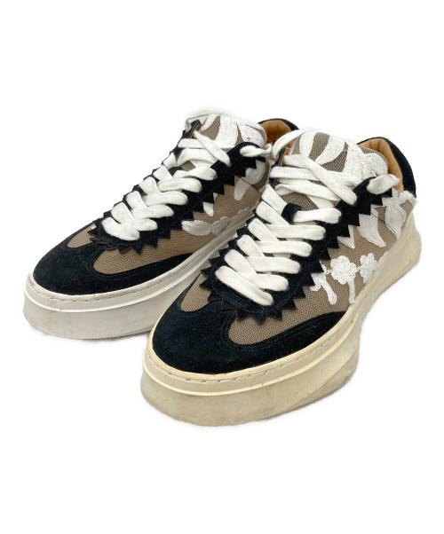 Maison MIHARA YASUHIRO（メゾン ミハラ ヤスヒロ）Maison MIHARA YASUHIRO (メゾン ミハラ ヤスヒロ) ローカットスニーカー ベージュ サイズ:37の古着・服飾アイテム