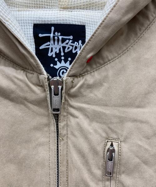 stussy（ステューシー）stussy (ステューシー) アクティブタイプジャケット クラウンロゴ ベージュ サイズ:X-LARGEの古着・服飾アイテム