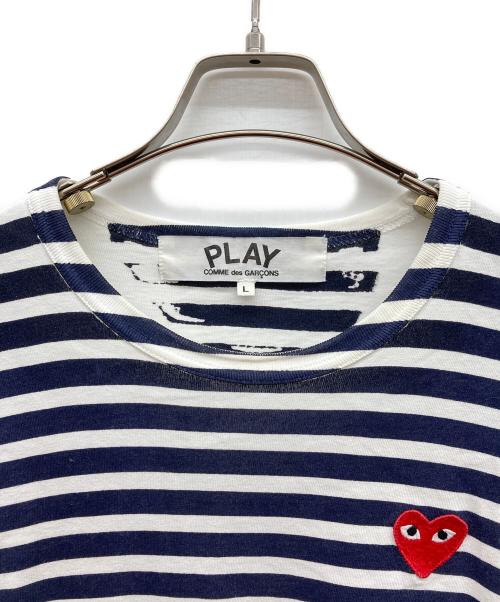 PLAY COMME des GARCONS（プレイコムデギャルソン）PLAY COMME des GARCONS (プレイコムデギャルソン) ポイントボーダーロングスリーブカットソー ネイビー×ホワイト サイズ:Lの古着・服飾アイテム
