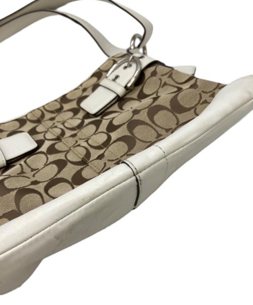 COACH（コーチ）COACH (コーチ) シグネチャーショルダーバッグ ベージュの古着・服飾アイテム