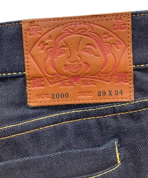 EVISU（エヴィス）EVISU (エヴィス) パッチワーク刺繍大黒インサートレギュラーフィットジーンズ インディゴ サイズ:W29×L34の古着・服飾アイテム