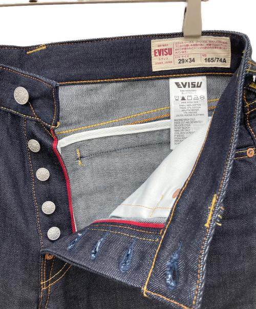EVISU（エヴィス）EVISU (エヴィス) パッチワーク刺繍大黒インサートレギュラーフィットジーンズ インディゴ サイズ:W29×L34の古着・服飾アイテム