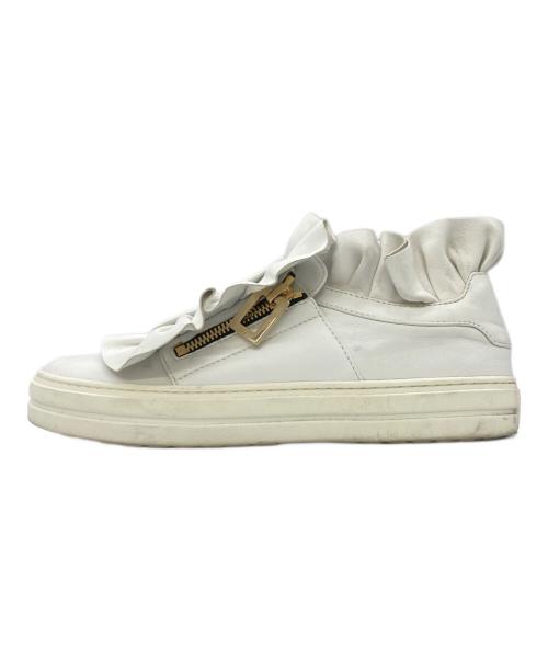 Roger Vivier（ロジェ ヴィヴィエ）Roger Vivier (ロジェ ヴィヴィエ) フリルスニーカー ホワイト サイズ:36 1/2の古着・服飾アイテム