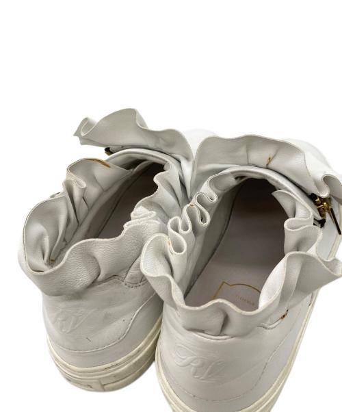 Roger Vivier（ロジェ ヴィヴィエ）Roger Vivier (ロジェ ヴィヴィエ) フリルスニーカー ホワイト サイズ:36 1/2の古着・服飾アイテム