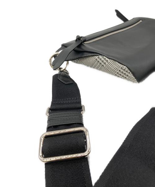 JIMMY CHOO（ジミーチュウ）JIMMY CHOO (ジミーチュウ) ウエストバッグ ブラックの古着・服飾アイテム