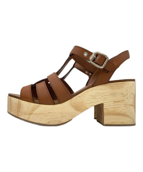 MIU MIU（ミュウミュウ）MIU MIU (ミュウミュウ) ウッド レザーサンダル ベージュ サイズ:37 1/2の古着・服飾アイテム