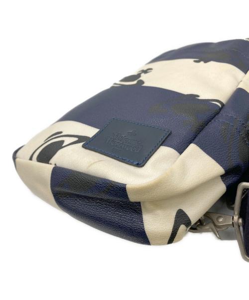 Vivienne Westwood（ヴィヴィアンウエストウッド）Vivienne Westwood (ヴィヴィアンウエストウッド) オーブショルダーバッグ ネイビーの古着・服飾アイテム