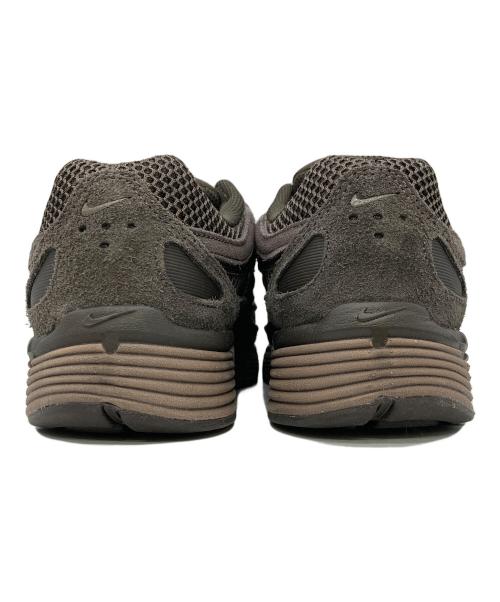 NIKE（ナイキ）NIKE (ナイキ) スニーカー ブラウン サイズ:US8の古着・服飾アイテム