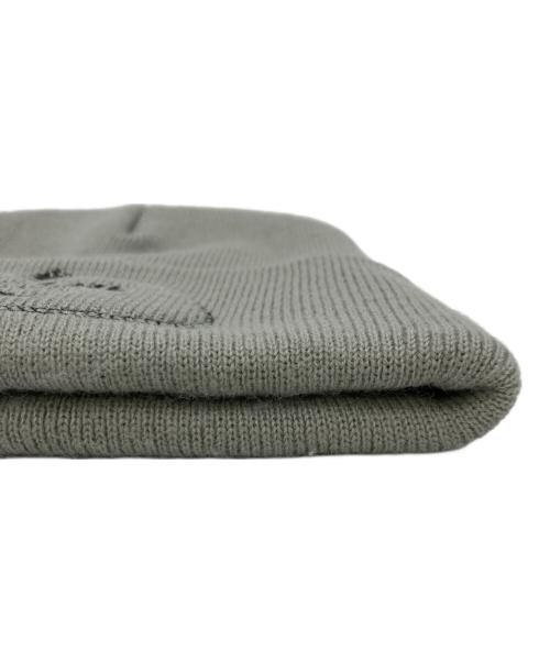 SUPREME（シュプリーム）Supreme (シュプリーム) Crest Beanie グレーの古着・服飾アイテム
