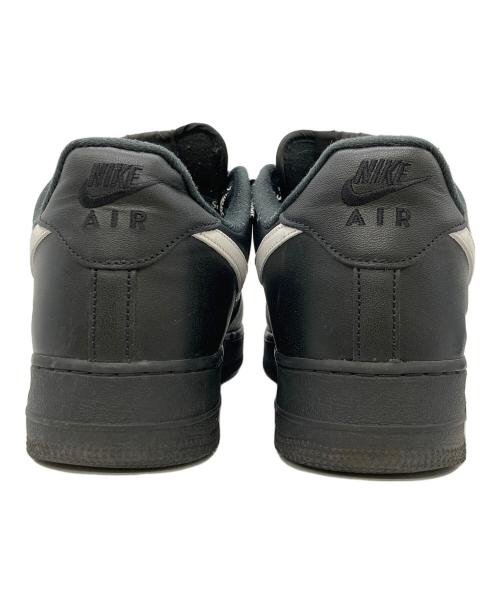 NIKE（ナイキ）NIKE (ナイキ) Supreme (シュプリーム) ローカットスニーカー　AIR FORCE1 LOW　エアフォース１ ブラック サイズ:US11の古着・服飾アイテム